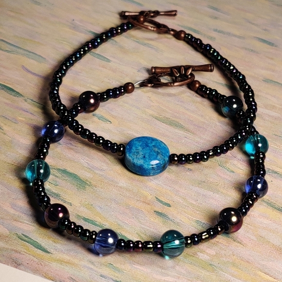 Blue Agate & Glass Beads Handmade Bracelet - Picture 2 of 13